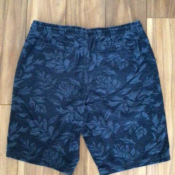 Sullivan Shorts - Clubhouse Couture (Wood Boat Blue) with Wood Boat Blue Stork